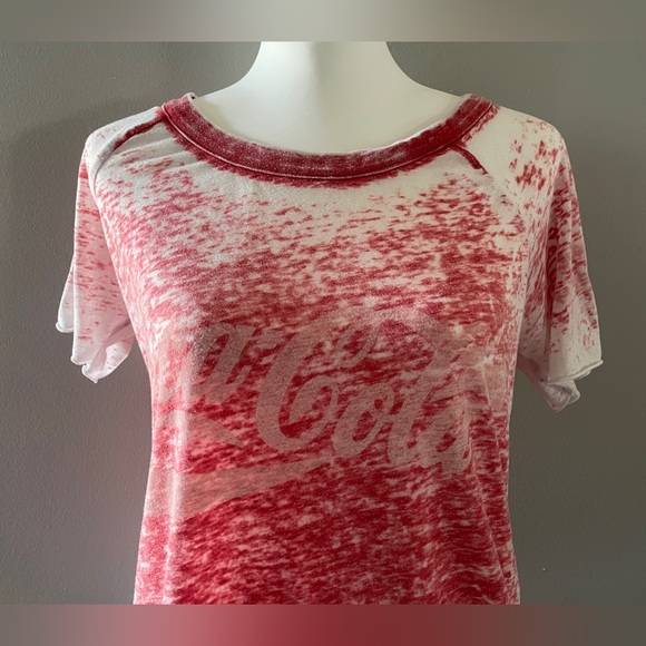 Coca-Cola Shirt, open back, Medium, purchased at boutique, women’s, SUPER CUTE - Picture 5 of 7